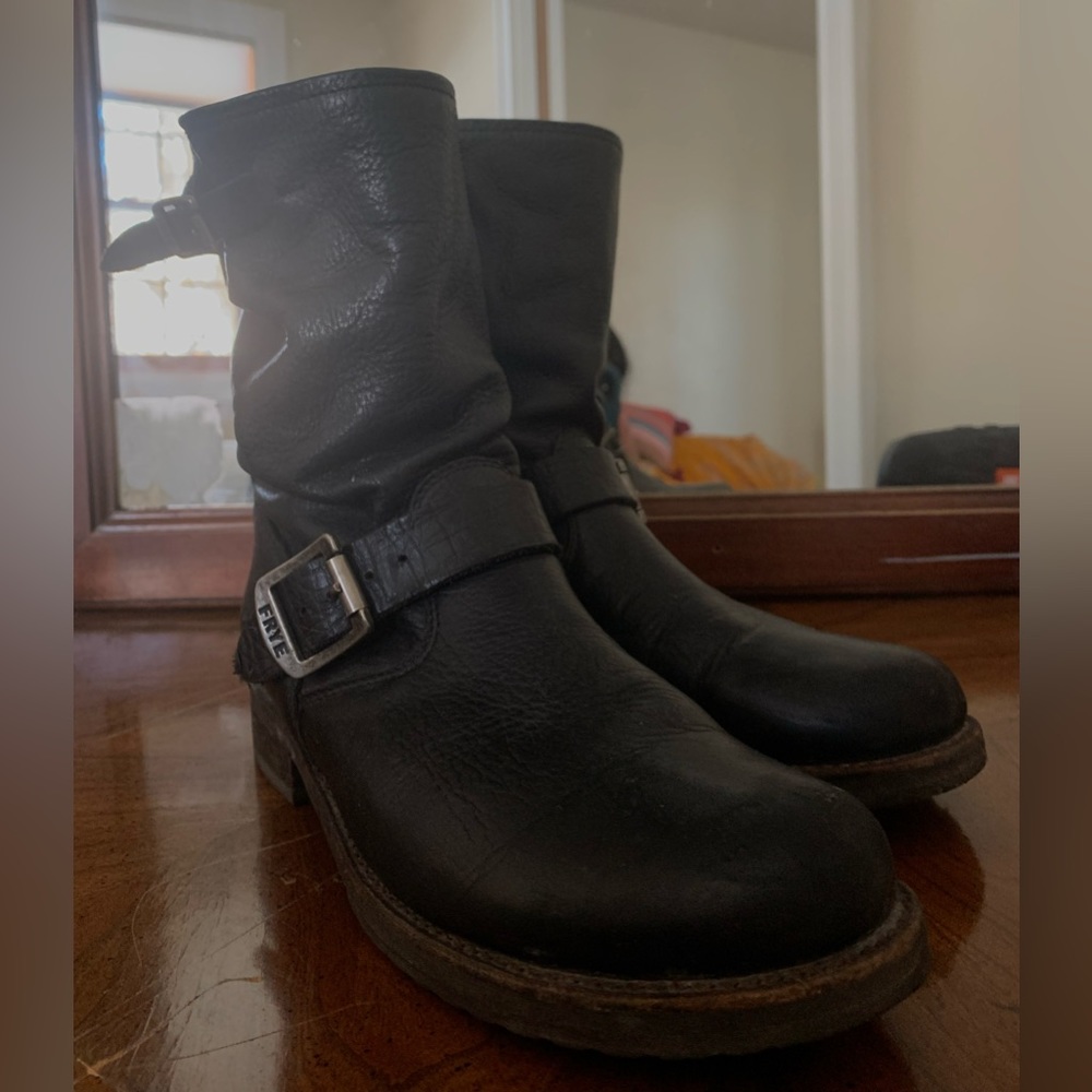 FRYE black buckle boots